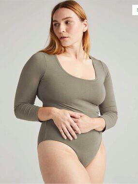 Richer Poorer Womens Scoop Neck bodysuit